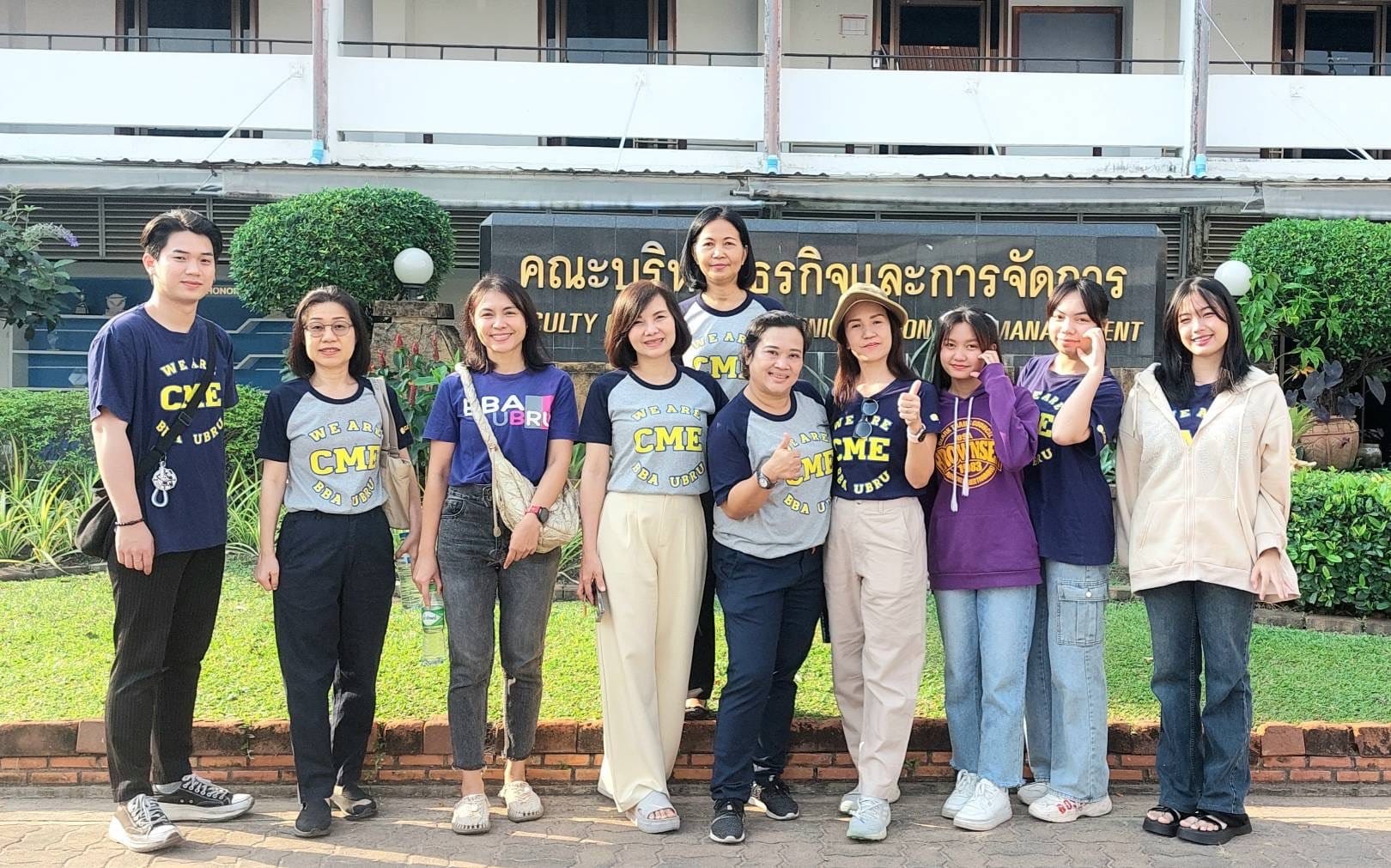 กิจกรรมการพัฒนาศักยภาพของผู้ประกอบการชุมชนเชิงสร้างสรรค์ ณ อำเภอเขมราฐ จ.อุบลราชธานี ในวันที่ 20 กุมภาพันธ์ 2567 คุณเกียรติศักดิ์ กาเผือกงาม และคุณบุญเพ็ง กาเผือกงาม เจ้าของธุรกิจ เสาปูนสามแยก สาขานาเจริญ กล่าวว่า