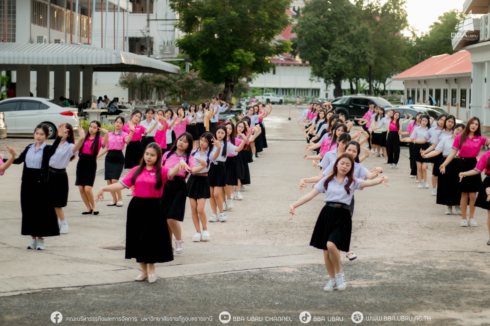 16 ก.ค. 67 รองศาสตราจารย์ ดร.ประนอม คำผา คณบดีคณะบริหารธุรกิจและการจัดการ ร่วมให้กำลังใจ