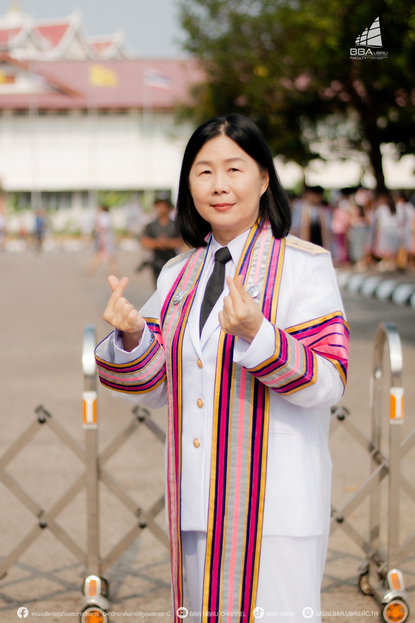 วันที่ 23 มี.ค. 67 รศ.ดร.ประนอม คำผา คณบดีคณะบริหารธุรกิจและการจัดการ พร้อมด้วยผู้บริหาร คณาจารย์ และบุคลากรร่วมถ่ายภาพหมู่เรียนบัณฑิต คณะบริหารธุรกิจและการจัดการ มหาวิทยาลัยราชภัฏอุบลราชธานี ณ หอประชุมไพรพะยอม มหาวิทยาลัยราชภัฏอุบลราชธานี