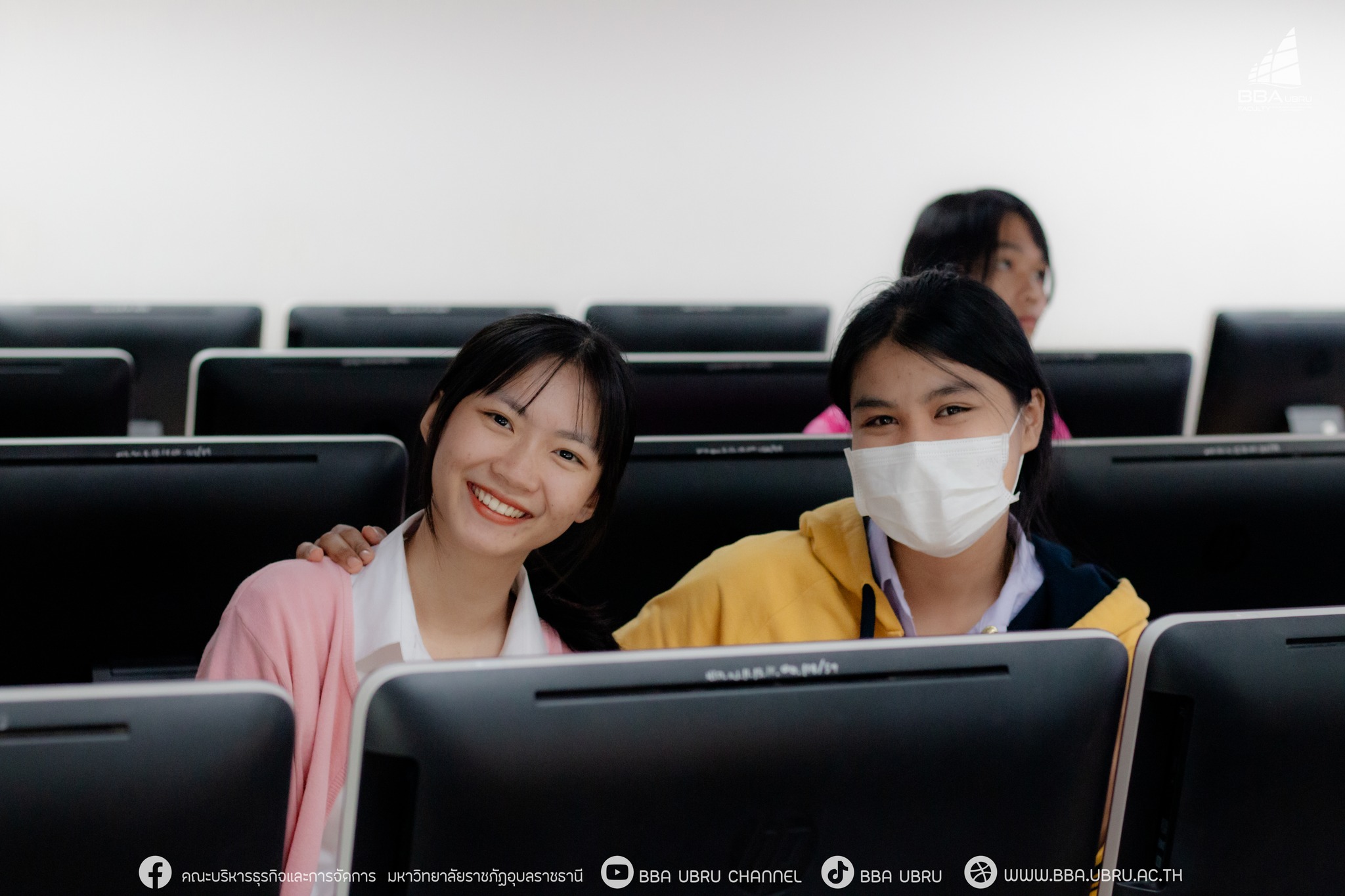 จัดอบรมเชิงปฏิบัติการ หัวข้อ การให้ความรู้ด้านภาษาอังกฤษ