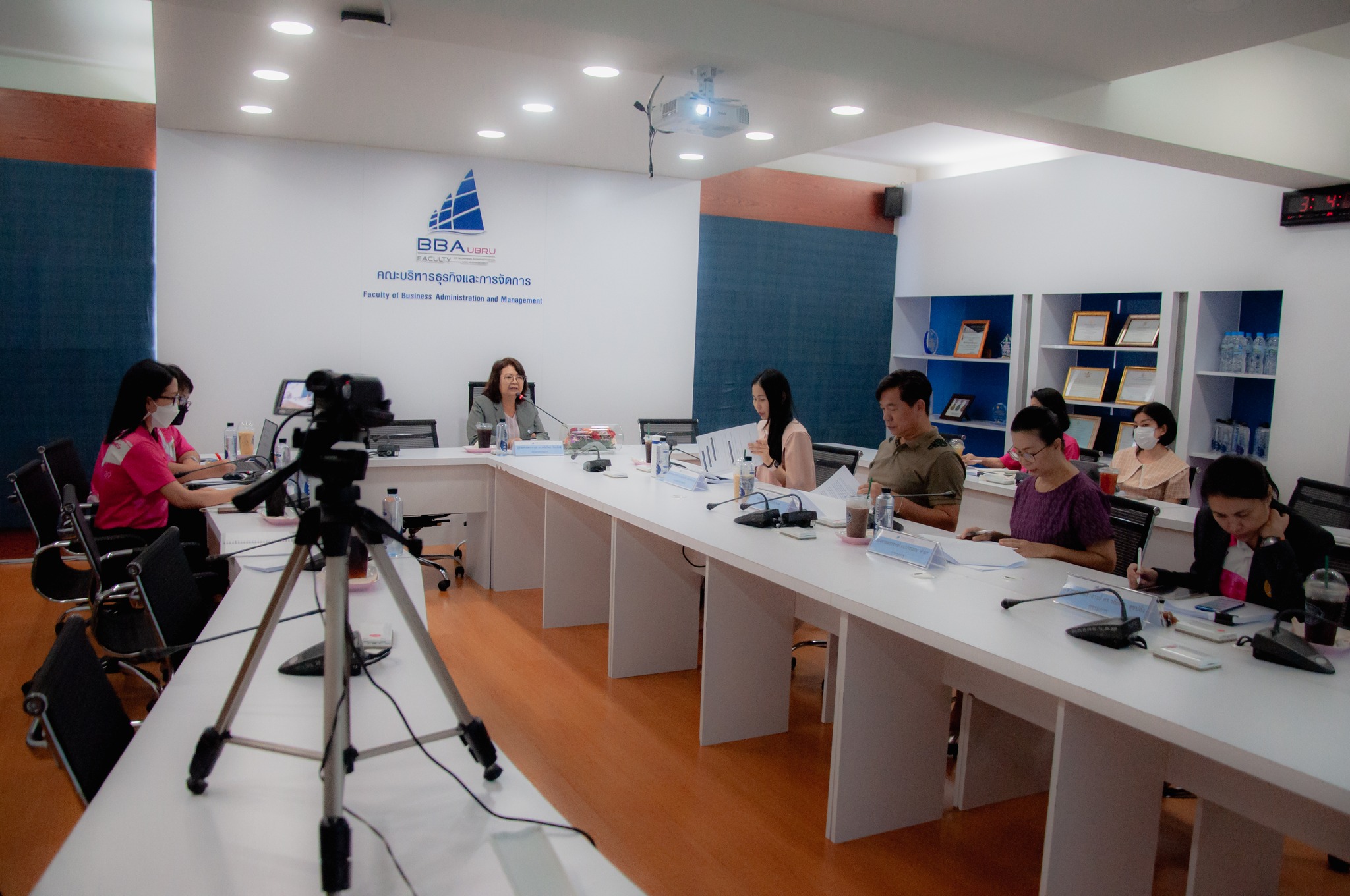 ประชุมคณะกรรมการประจำคณะบริหารธุรกิจและการจัดการ ครั้งที่ 1/2566