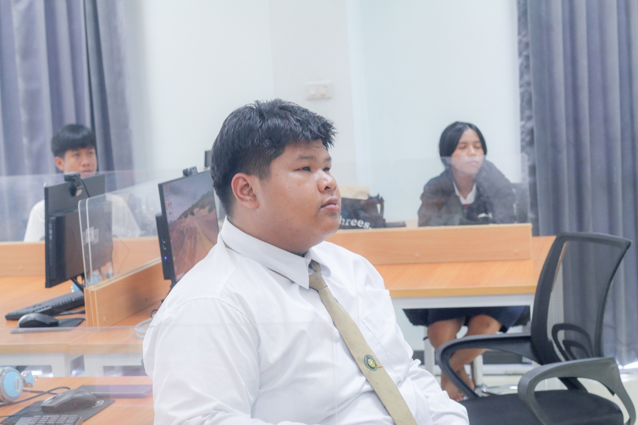 4 ก.ย. 67ณ ห้องปฏิบัติการทักษะทางภาษา คณะบริหารธุรกิจและการจัดการ มหาวิทยาลัยราชภัฏอุบลราชธานี การอบรมเชิงปฏิบัติการโปรแกรมตัดต่อวิดีโอ Adobe Premiere Pro และการประกวดตัดต่อคลิปสร้างสรรค์สำหรับนักเรียนนักศึกษา (DAY 1) ?บริหารธุรกิจวิชาการ? ครั้งที่ 10 (