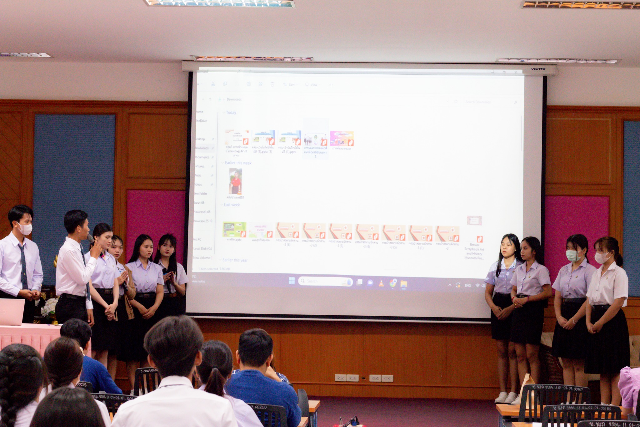 ผลิตบัณฑิตให้มีความรู้ด้านการจัดการ เป็นนักการ จัดการและมีความพร้อมเป็นผู้ประกอบการใหม่