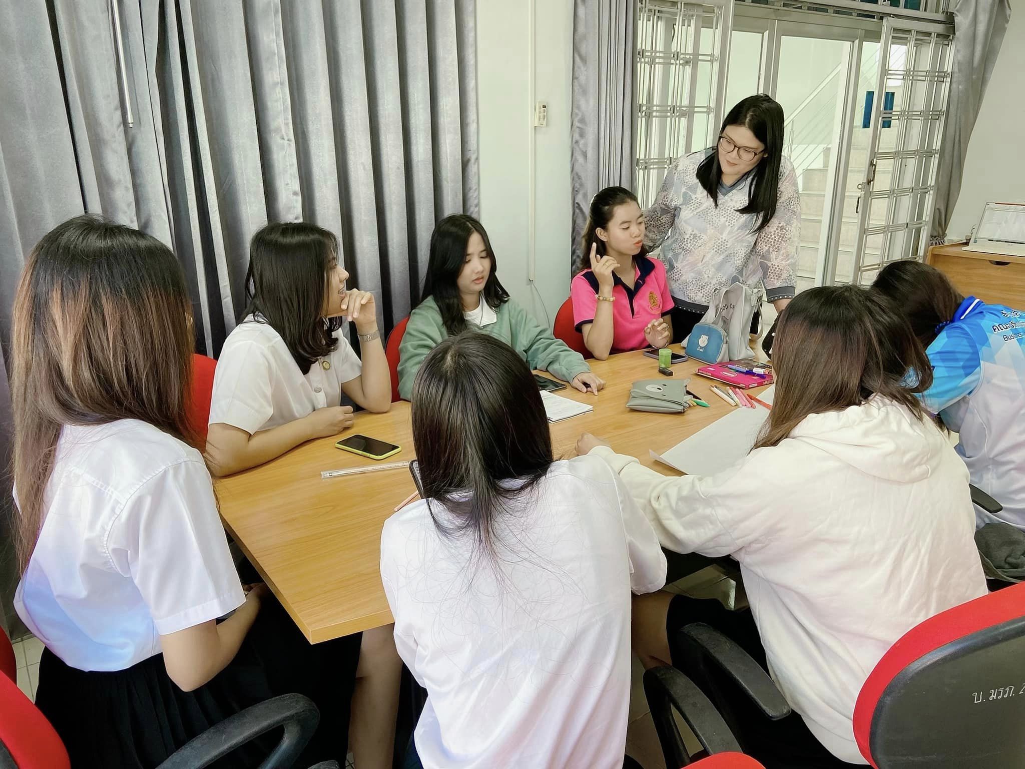 วันศุกร์ที่ 15 ธันวาคม 2566 ให้บริการ ห้องสมุด คณะบริหารธุรกิจและการจัดการ เพื่อใช้ในกระบวนการการจัดการเรียนการสอน