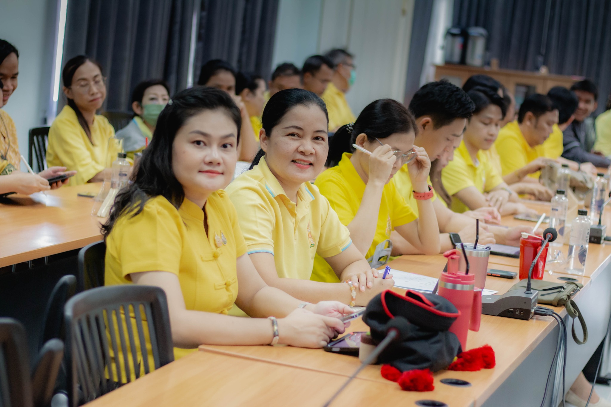 วันที่ 11 มี.ค. 67 รศ.ดร.ประนอม คำผา คณบดีคณบริหารธุรกิจและการจัดการ พร้อมด้วยผู้บริหาร คณาจารย์ ร่วมการประชุมบุคลากรคณะบริหารธุรกิจและการจัดการ ครั้งที่ 1/2567 ณ ห้องประชุม ชั้น 3 อาคารอินทนิล คณะบริหารธุรกิจและการจัดการ มหาวิทยาลัยราชภัฏอุบลราชธานี