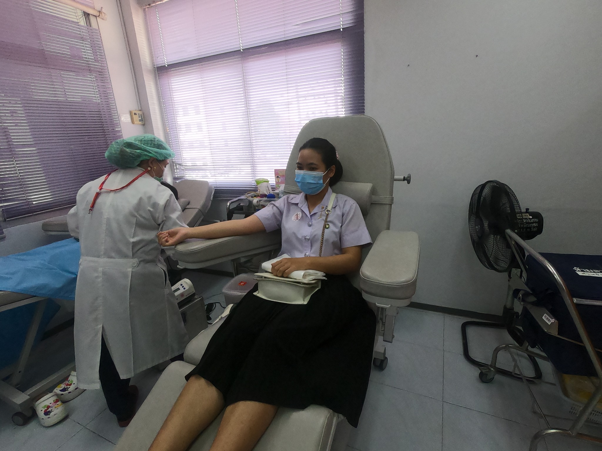 วันที่ 14 ก.พ. 65 นักศึกษาและสโมสรนักศึกษาคณะบริหารธุรกิจและการจัดการ มหาวิทยาลัยราชภัฏอุบลราชธานี ร่วมบริจาคโลหิตเนื่องใน