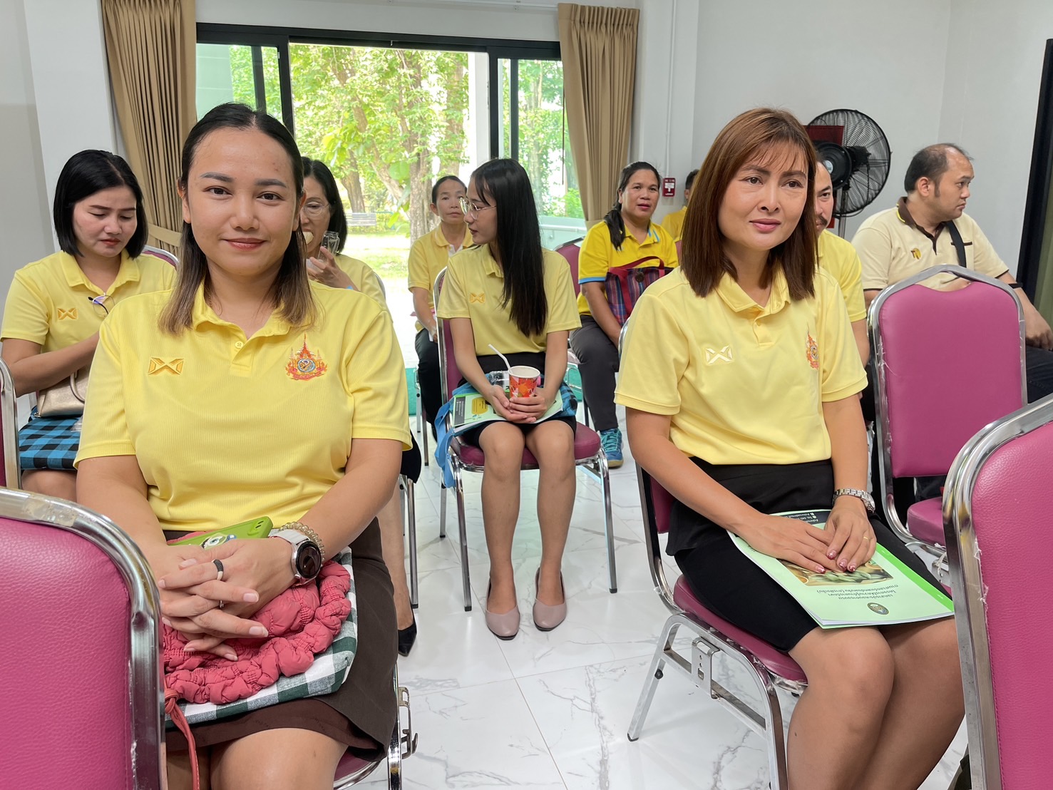 วันจันทร์ที่ ๒๕ มีนาคม พ.ศ. ๒๕๖๗ รองศาสตรจารย์ธรรมรักษ์ ละอองนวล รักษาราชการแทนอธิการบดี ประธานเปิดโครงการให้ความรู้ด้านการรักษาตามศาสตร์แพทย์แผนจีน (การฝังเข็ม) โดย รองศาสตรจารย์ ดร.ประนอม คำผา คณบดีคณะบริหารธุรกิจและการจัดการ มอบหมายให้ รองศาสตราจารย์ ด