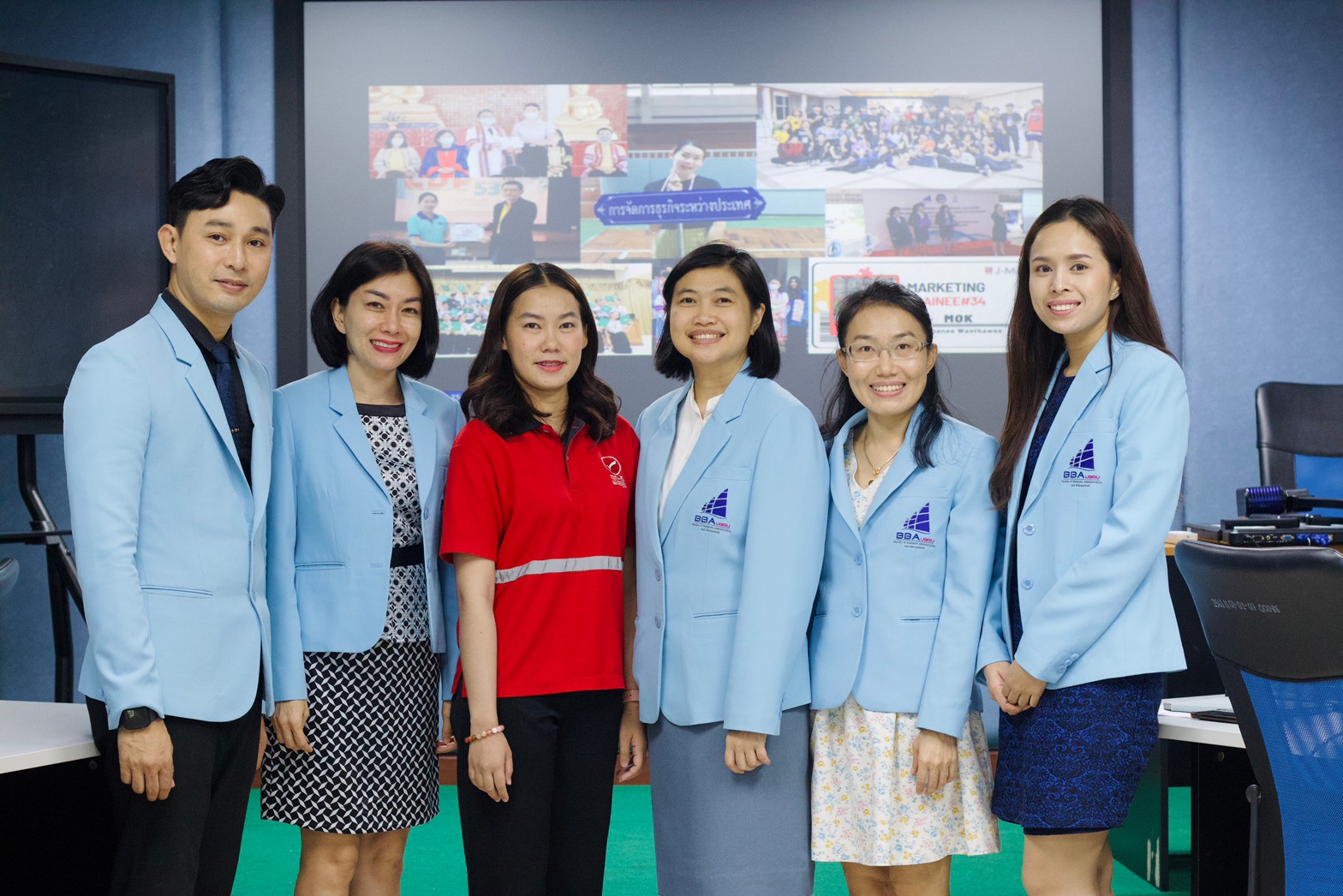 16 ส.ค. 66 ณ คณะบริหารธุรกิจและการจัดการ สาขาวิชาธุรกิจระหว่างประเทศ จัดโครงการอบรมกิจกรรมเชิงปฏิบัติการการเตรียมความพร้อมสู่เส้นทางการฝึกประสบการณ์วิชาชีพและโอกาส ในสายงานการจัดการธุรกิจระหว่างประเทศ