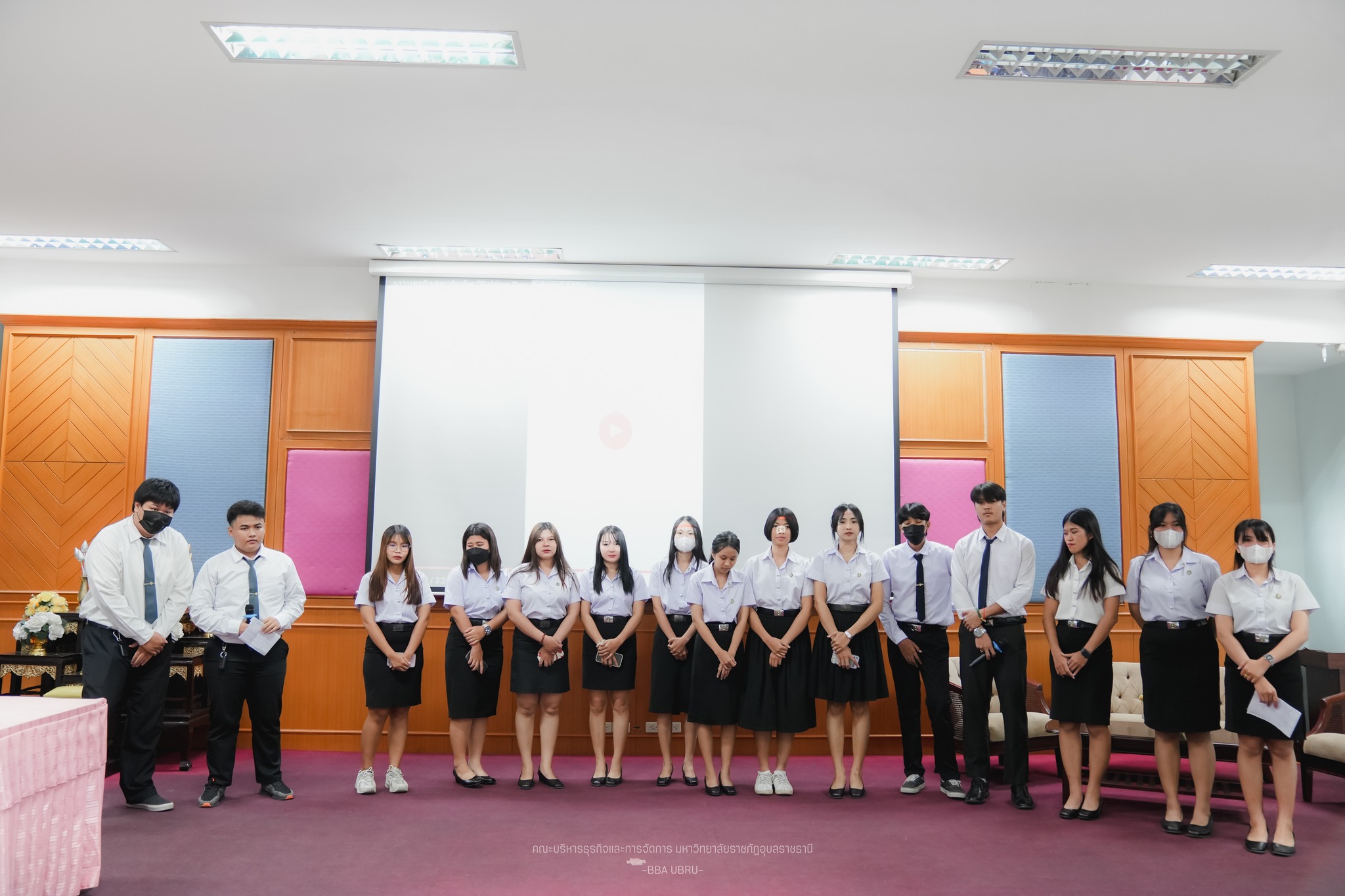 ผลิตบัณฑิตให้มีความรู้ด้านการบริหารธุรกิจและเทคโนโลยี มีทักษะด้านการจัดการและการพัฒนาธุรกิจด้วยเทคโนโลยีดิจิทัล