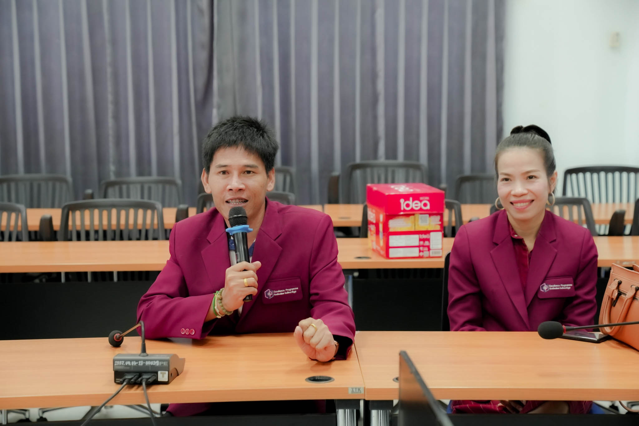 วันที่ 26 มกราคม 2567 คณะบริหารธุรกิจและการจัดการ มหาวิทยาลัยราชภัฏอุบลราชธานี ร่วมกับ โรงเรียนนารีนุกูล จัดกิจกรรมอบรมการขายออนไลน์ทางรอดธุรกิจที่ยังยืน เพื่อส่งเสริมความร่วมมือทางด้านวิชาการ และการดำเนินกิจกรรมร่วมกัน