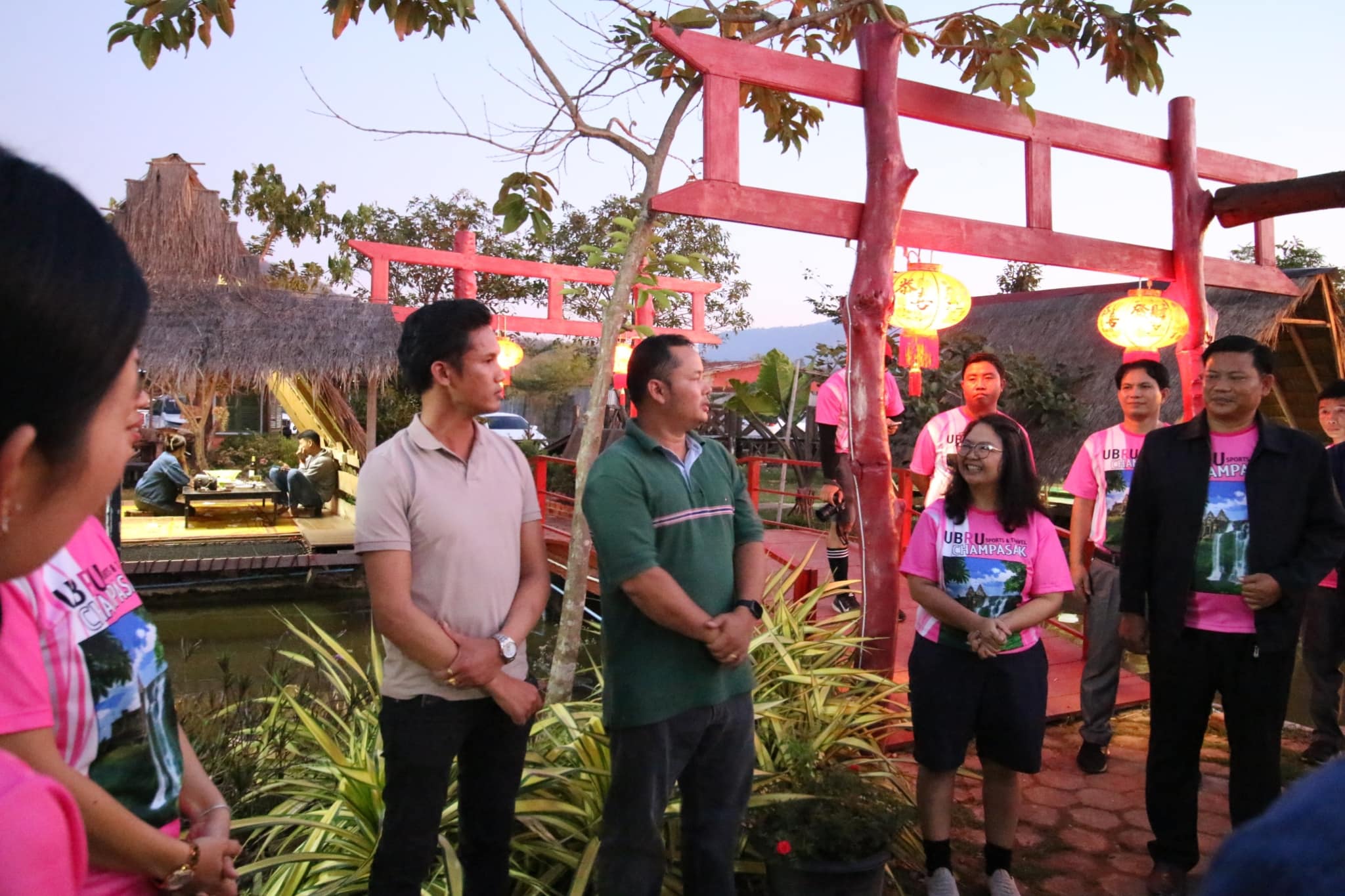 พบปะศิษย์เก่า ?ปัจจุบัน ไทย และ สบป.ลาว