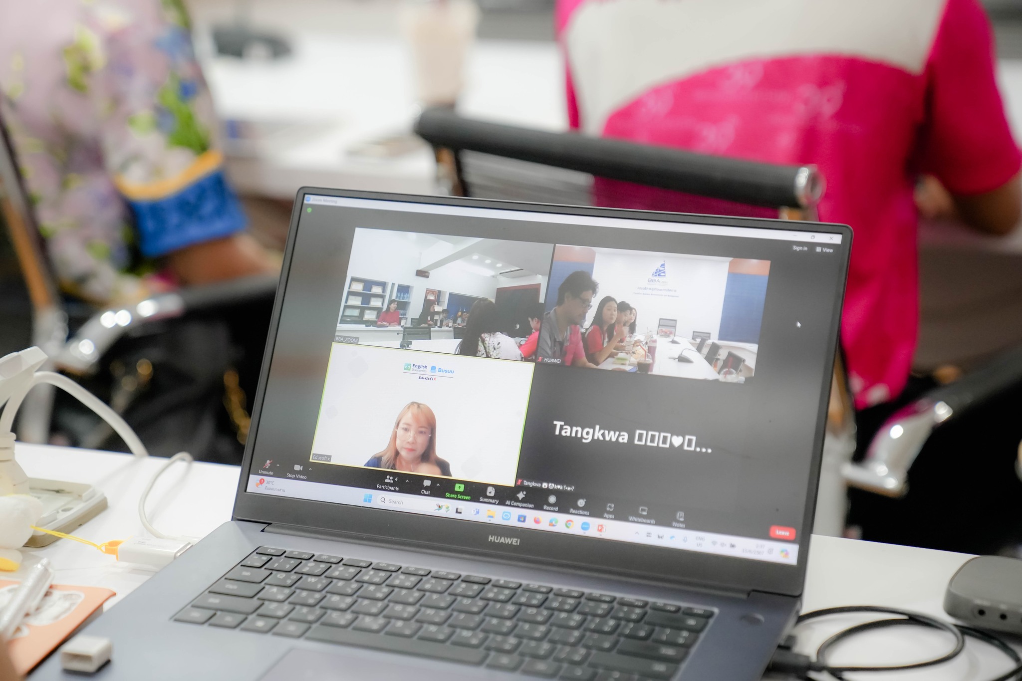 18 มิ.ย. 67 ณ ห้องประชุมคณะ ฯ ประชุมคณะกรรมการดำเนินงานโครงการพัฒนาสมรรถนะภาษาอังกฤษเพื่อยกระดับคุณภาพนักศึกษามหาวิทยาลัยราชภัฏสำหรับศตวรรษที่ 21