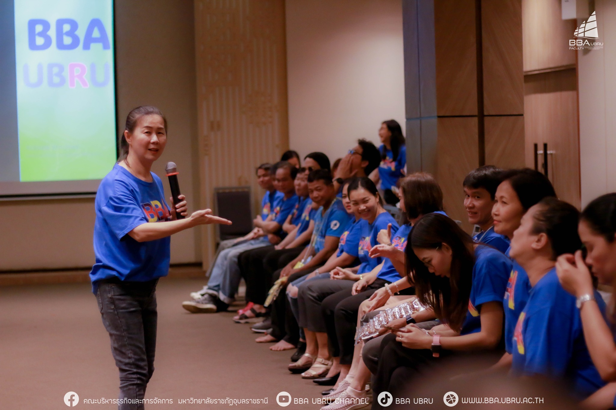 วันที่ 18 ? 20 ก.ย. 67 ณ ทอแสง เฮอริเทจ โขงเจียม รีสอร์ท อำเภอโขงเจียม จังหวัดอุบลราชธานี โครงการพัฒนาบุคลากรในศตวรรษที่ 21 กิจกรรมอบรมเชิงปฏิบัติการเสริมสร้าง Growth Mindset ในการทำงานร่วมกันอย่างมีความสุข