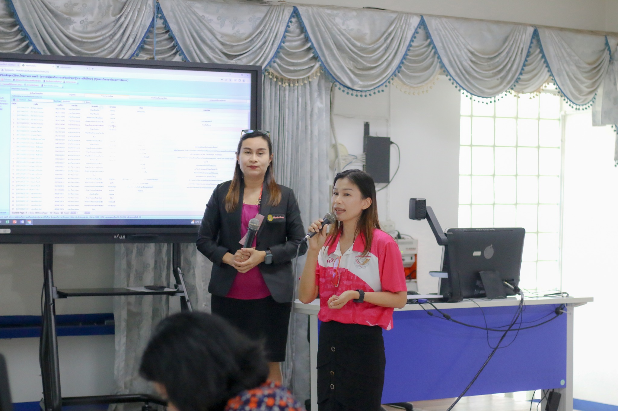 วันที่ 13 มิ.ย. 66 กิจกรรมการจัดการความรู้ Road to be.. เพื่อติดตามและเติมเต็ม แผนพัฒนาตนเองทั้ง Hard skills และ Soft skills จากการ Coaching ของอาจารย์ที่ปรึกษาในแต่ละหลักสูตร ณ ห้อง 8201