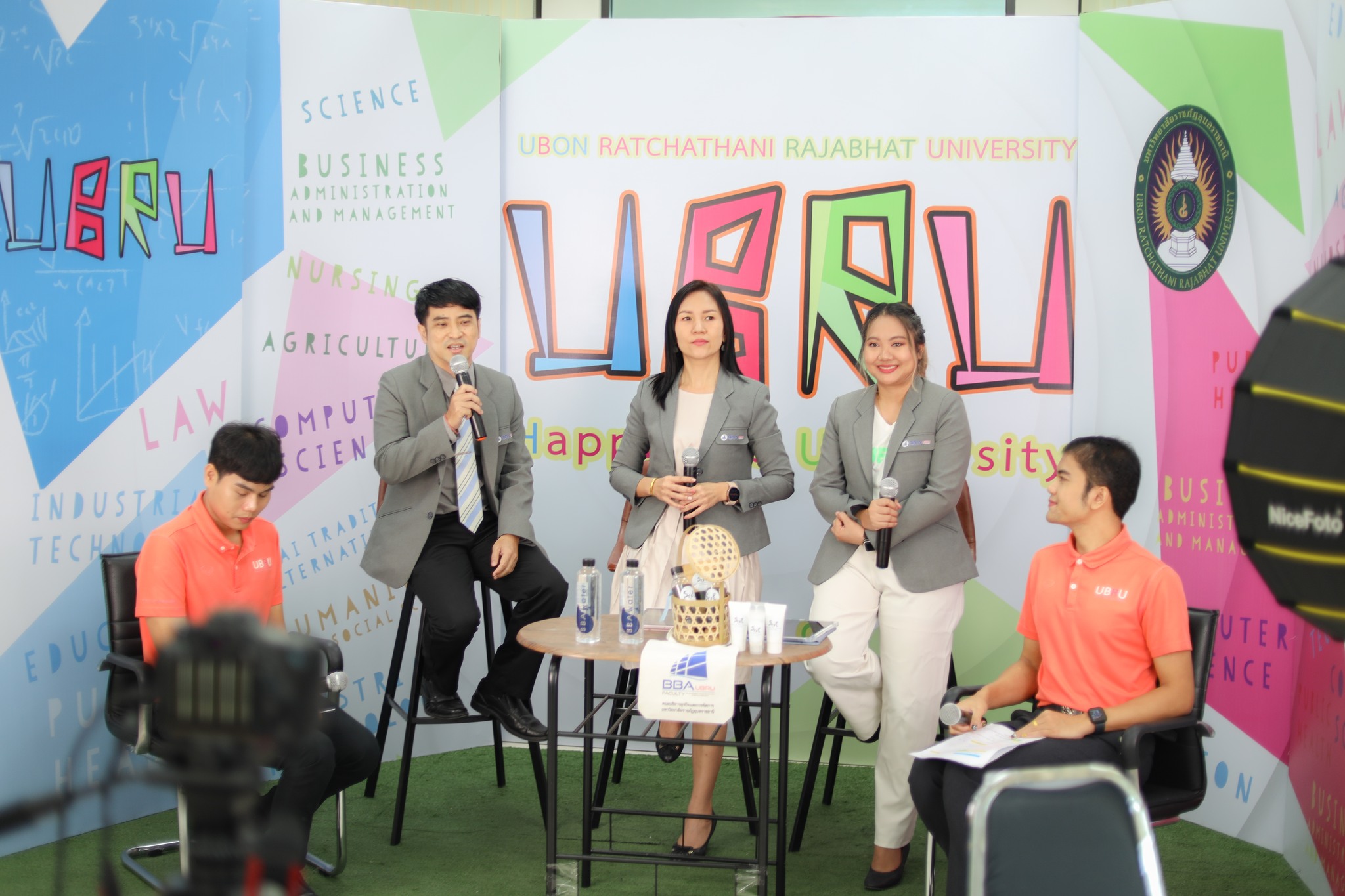 วันที่ 10 ต.ค. 65 ณ อาคารเรียนและปฏิบัติการ มรภ.อบ.:แนะนำหลักสูตรที่เปิดรับสมัครนักศึกษาระดับปริญญาตรี ประจำปีการศึกษา 2566 คณะบริหารธุรกิจและการจัดการ มหาวิทยาลัยราชภัฏอุบลราชธานี