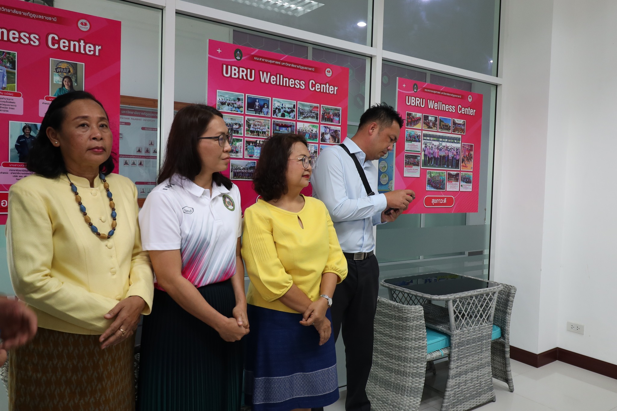 วันที่ 13 ก.พ. 66 เปิดศูนย์ส่งเสริมสุขภาวะ UBRU Wellness Cent Cent ณ ลานกิจกรรม ชั้น ๑ อาคารสาธารณสุขเพื่อการพัฒนา และสร้างเสริมสุขภาพ คณะสาธารณสุขศาสตร์