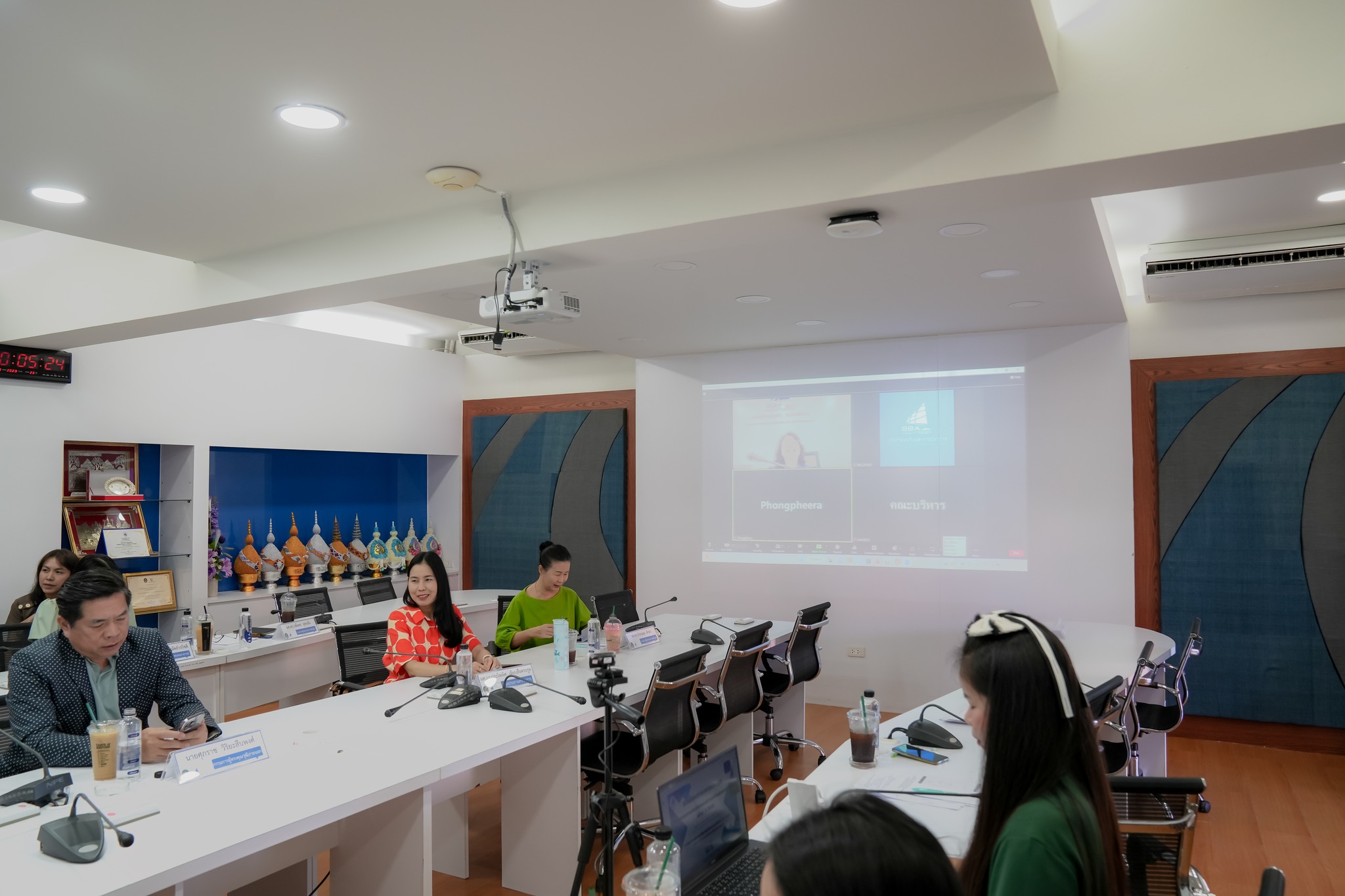 การประชุมคณะกรรมการประจำคณะบริหารธุรกิจและการจัดการ ครั้งที่ 2/2566