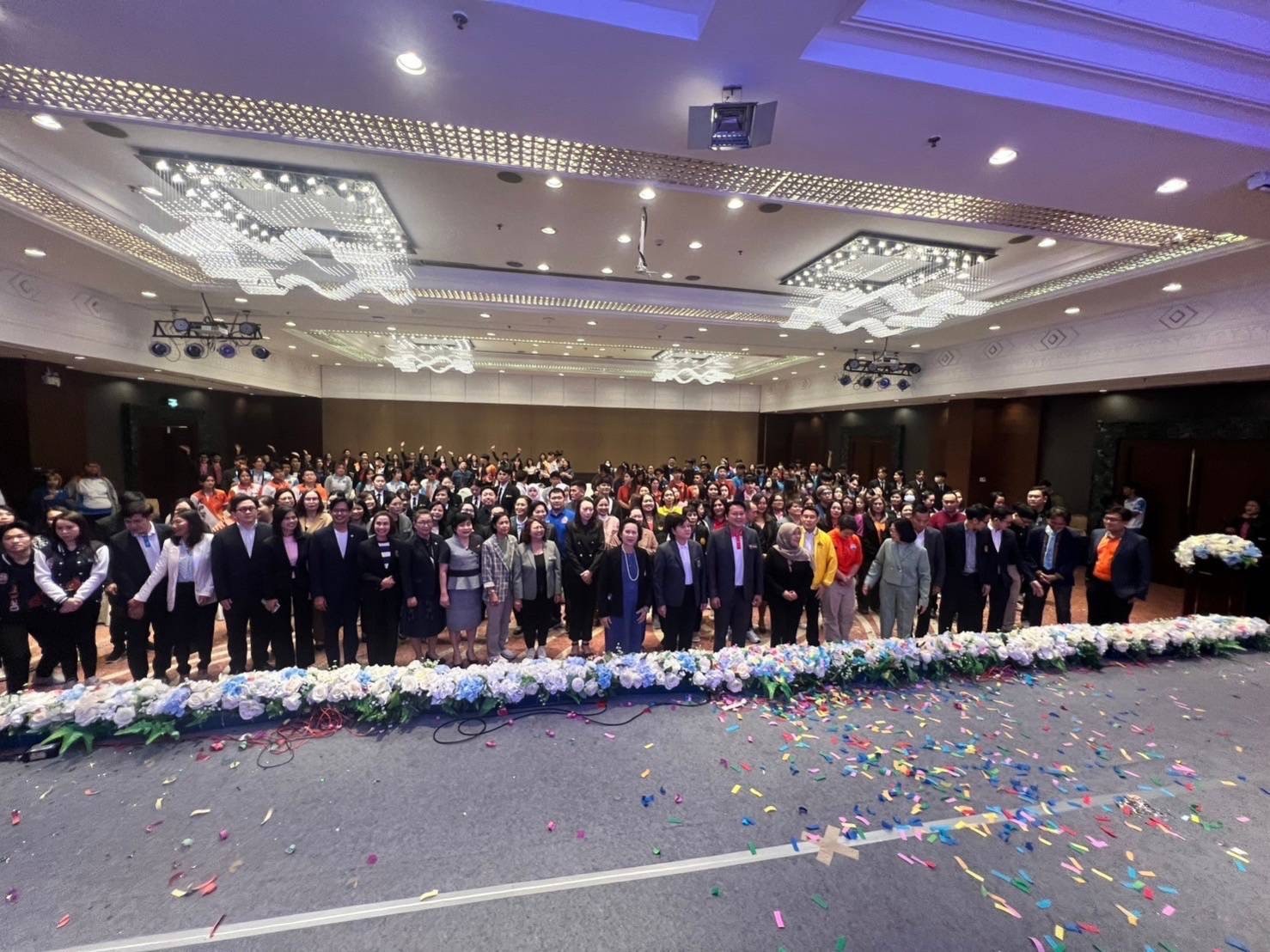 ผศ.ดร.หทัยรัตน์ ไชยสัตย์ คณบดี พร้อมด้วยผู้บริหาร และตัวแทนผู้นำนักศึกษาคณะบริหารธุรกิจและการจัดการ มหาวิทยาลัยราชภัฏอุบลราชธานี เข้าร่วมการประชุมเชิงปฏิบัติการสภาคณบดี คณะวิทยาการจัดการ มหาวิทยาราชภัฏแห่งประเทศไทย