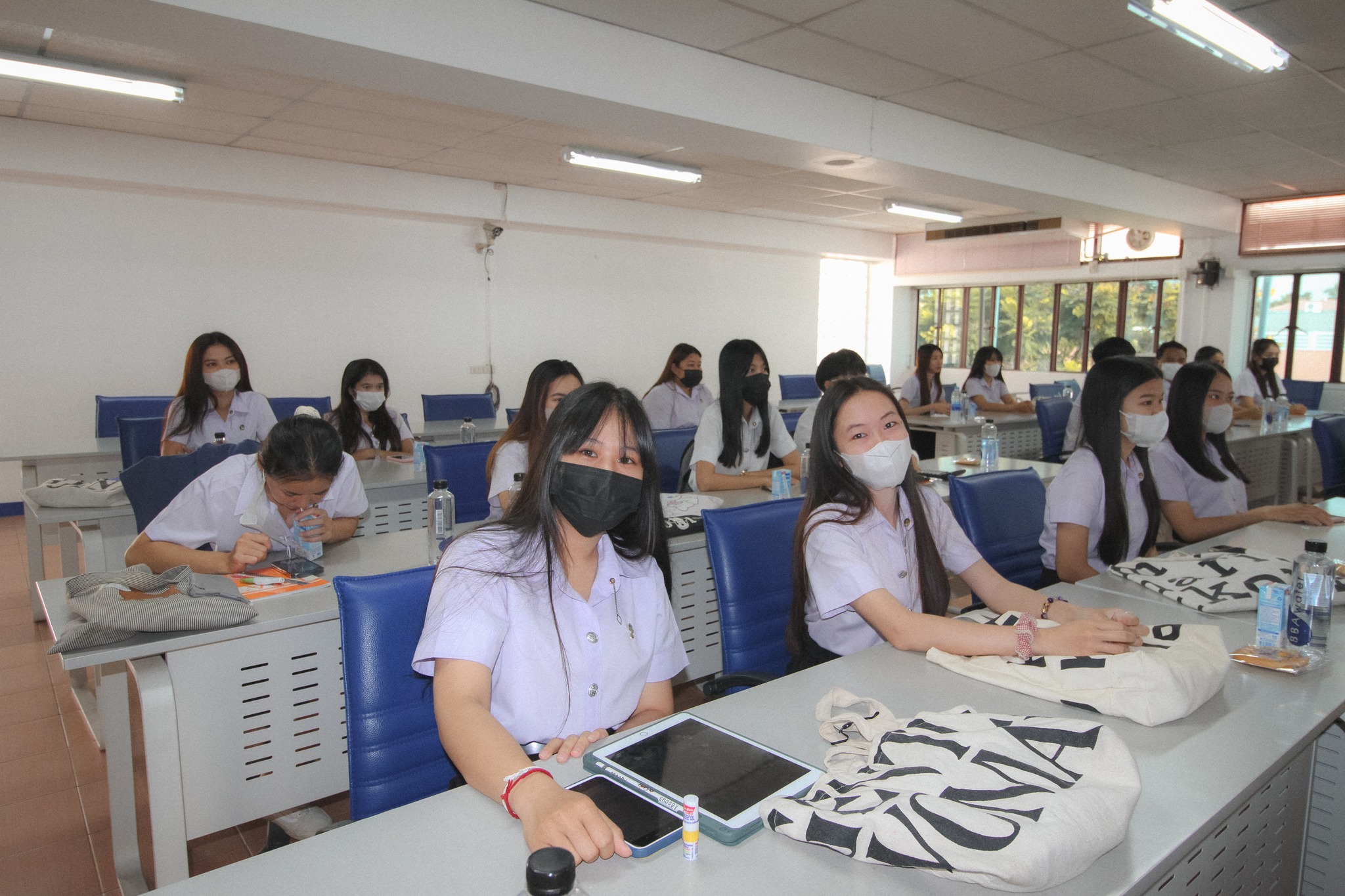 วันที่ 16 มี.ค. 66 สาขาวิชาการบัญชี กิจกรรมการเสริมประสบการณ์ด้านวิชาชีพจากบุคคลภายนอก (BACC) วิชาสัมมนาการบัญชี