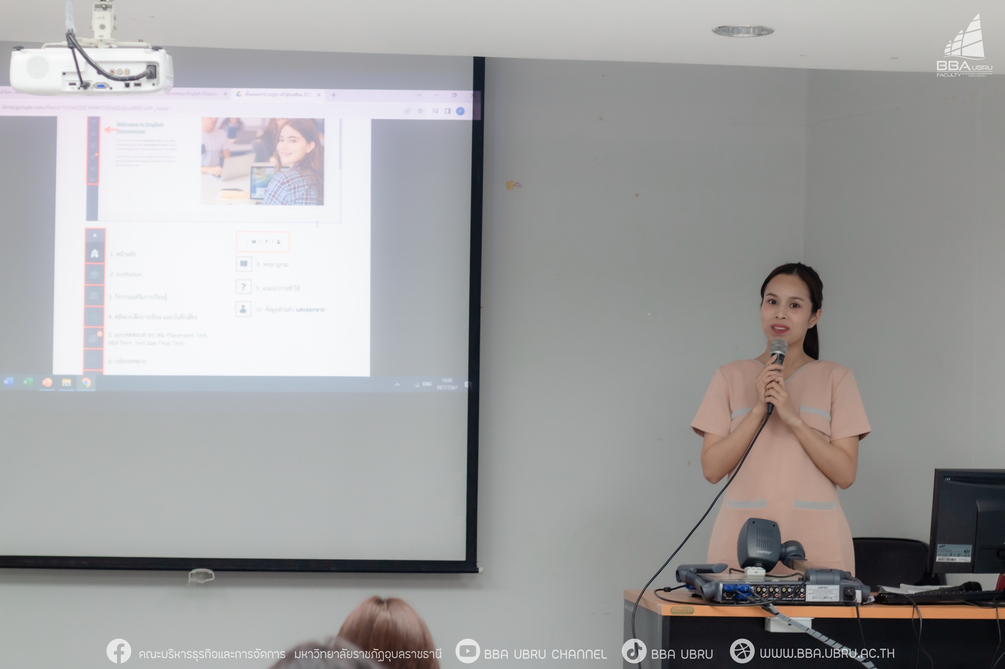 จัดอบรมเชิงปฏิบัติการ หัวข้อ การให้ความรู้ด้านภาษาอังกฤษ