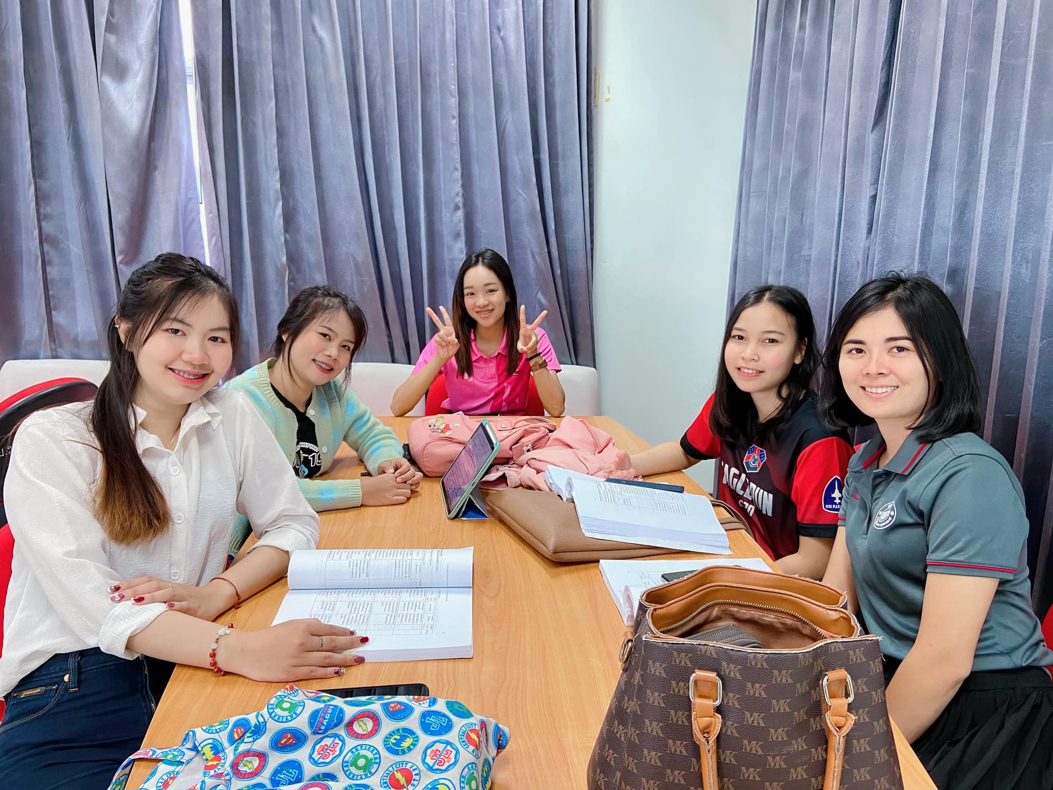 บรรยากาศเช้าวันเสาร์...ไม่มีเหงานะจ๊ะ มาหาเราวันไหน ๆ ก็ไม่เหงาแน่นอน