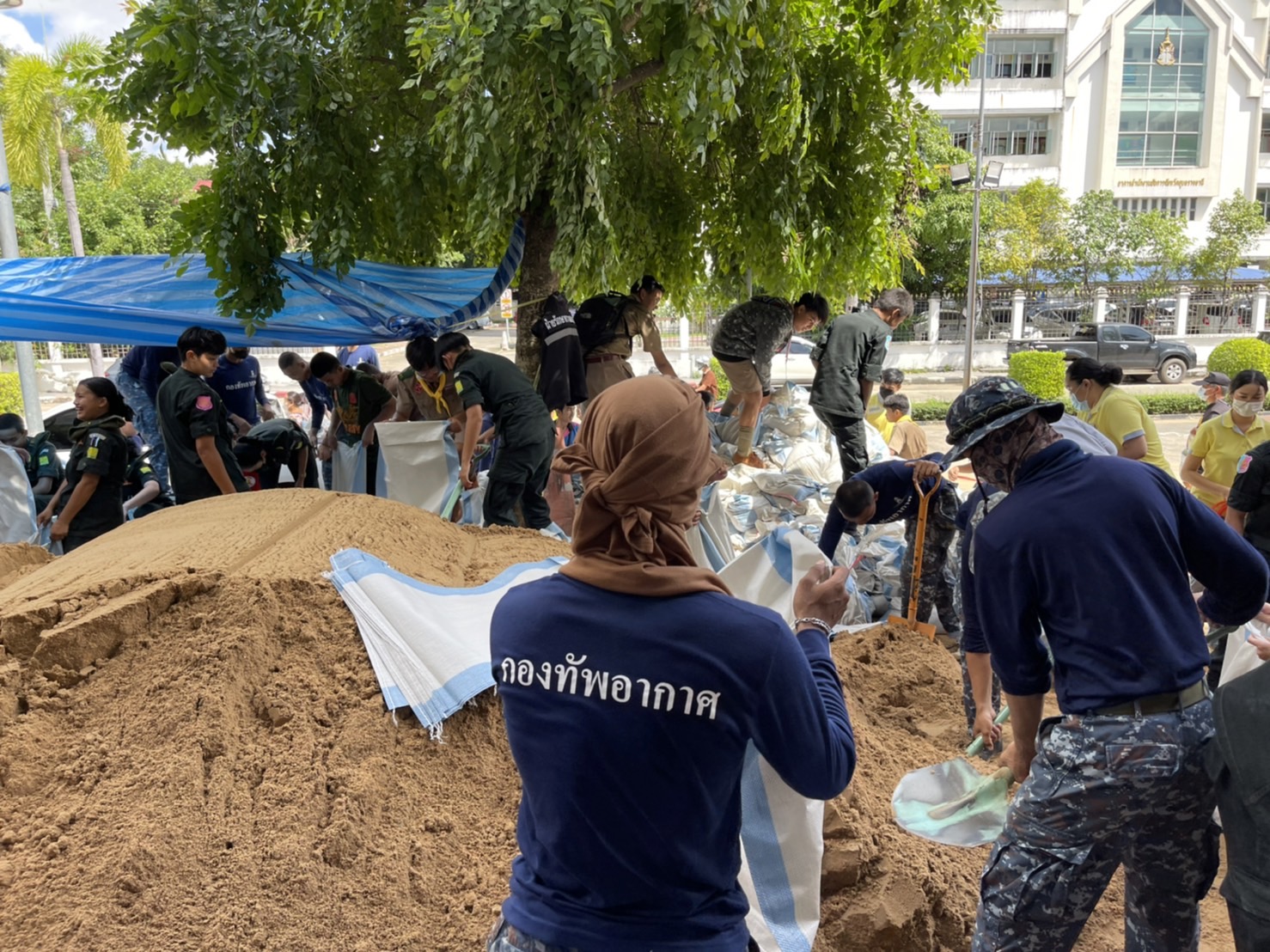 วันที่ 6 ต.ค. 65 ณ สำนักงานเทศบาลนครอุบลราชธานี:?BBA UBRU จิตอาสาดูแลห่วงใย ฮักแพงคนอุบลฯ?