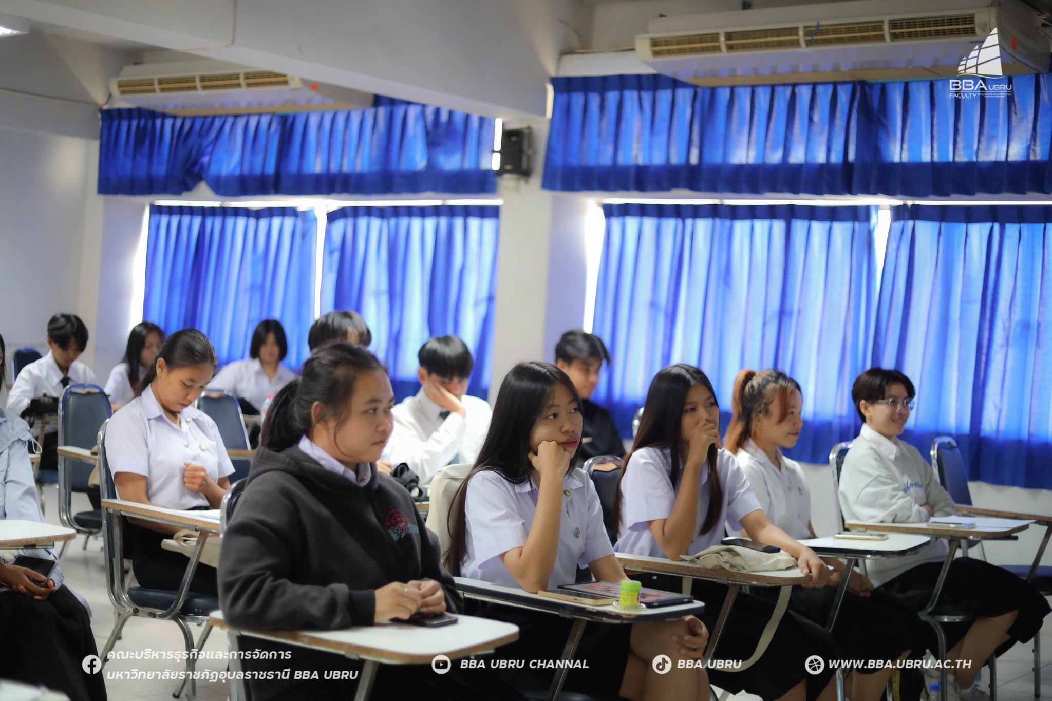 8 ต.ค. 67 Show Case วิชา การวิเคราะห์สถานการณ์ปัจจุบันเพื่อการสื่อสาร คณะบริหารธุรกิจและการจัดการ มหาวิทยาลัยราชภัฏอุบลราชธานี