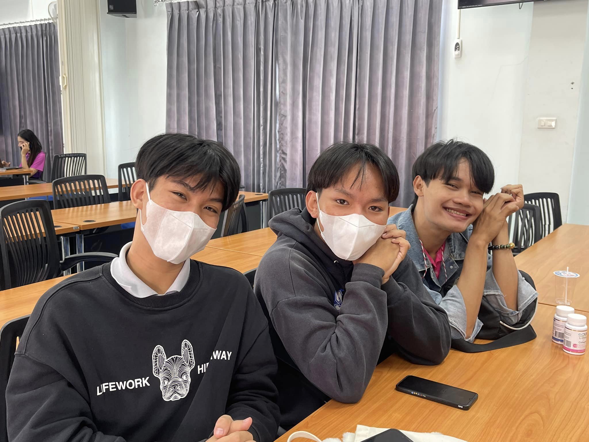 สนุกกว่าเชียร์ทีมดีๆ ก็เชียร์นักกีฬาหน้าตาดีนี่แหละ???????? กิจกรรมอบรมเตรียมความพร้อมพัฒนาทักษะสู่การแข่งขันกีฬานักศึกษาBBA จัดโดยสโมสรนักศึกษา คณะบริหารธุรกิจและการจัดการ วันอาทิตย์ที่ 24 ธันวาคม 2566 ณ ห้องประชุมชั้น3 อาคารอินทนิล คณะบริหารธุรกิจและการ