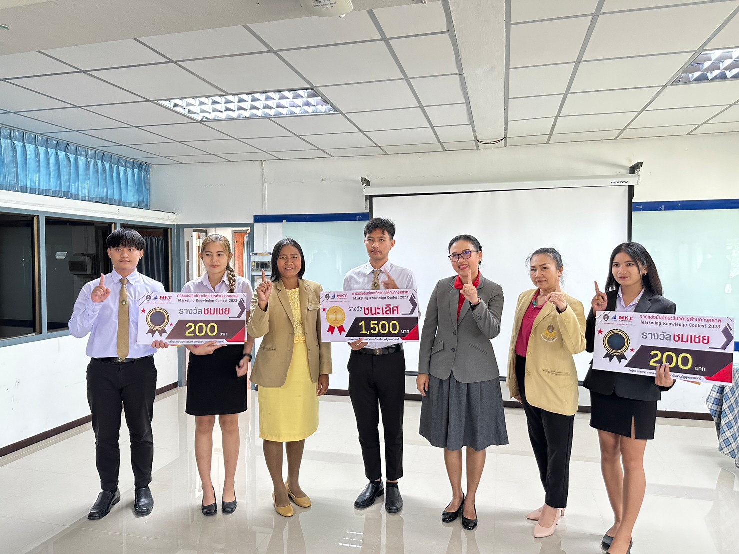 18 ส.ค. 66 ณ ห้อง MBA ชั้น 1 อาคารเรียน 6 สาขาวิชาการตลาด จัดกิจกรรม การแข่งขันทักษะวิชาการด้านการตลาด Marketing knowledge Contest 2023