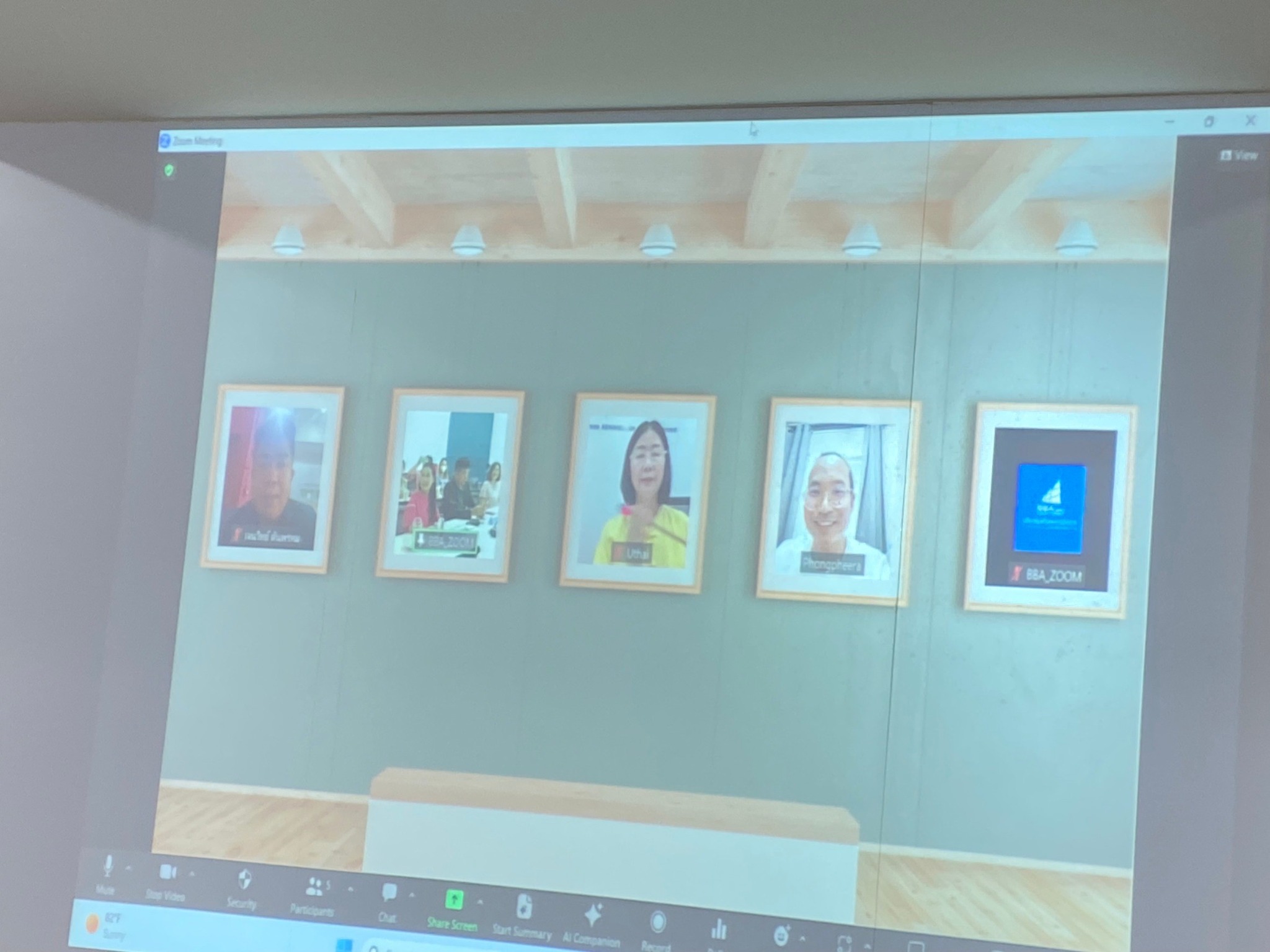 วันอังคารที่ 27 กุมภาพันธ์ 2567 เวลา 09.00 น. รองศาสตราจารย์ ดร.ประนอม คำผา คณบดีคณะบริหารธุรกิจและการจัดการ ประธานกรรมการคณะกรรมการประจำคณะ ดำเนินการจัดประชุมคณะกรรมการประจำคณะบริหารธุรกิจและการจัดการ ครั้งที่ 1/2567 เพื่อพิจารณาวาระต่าง ๆ รวมถึงเสนอนโยบ