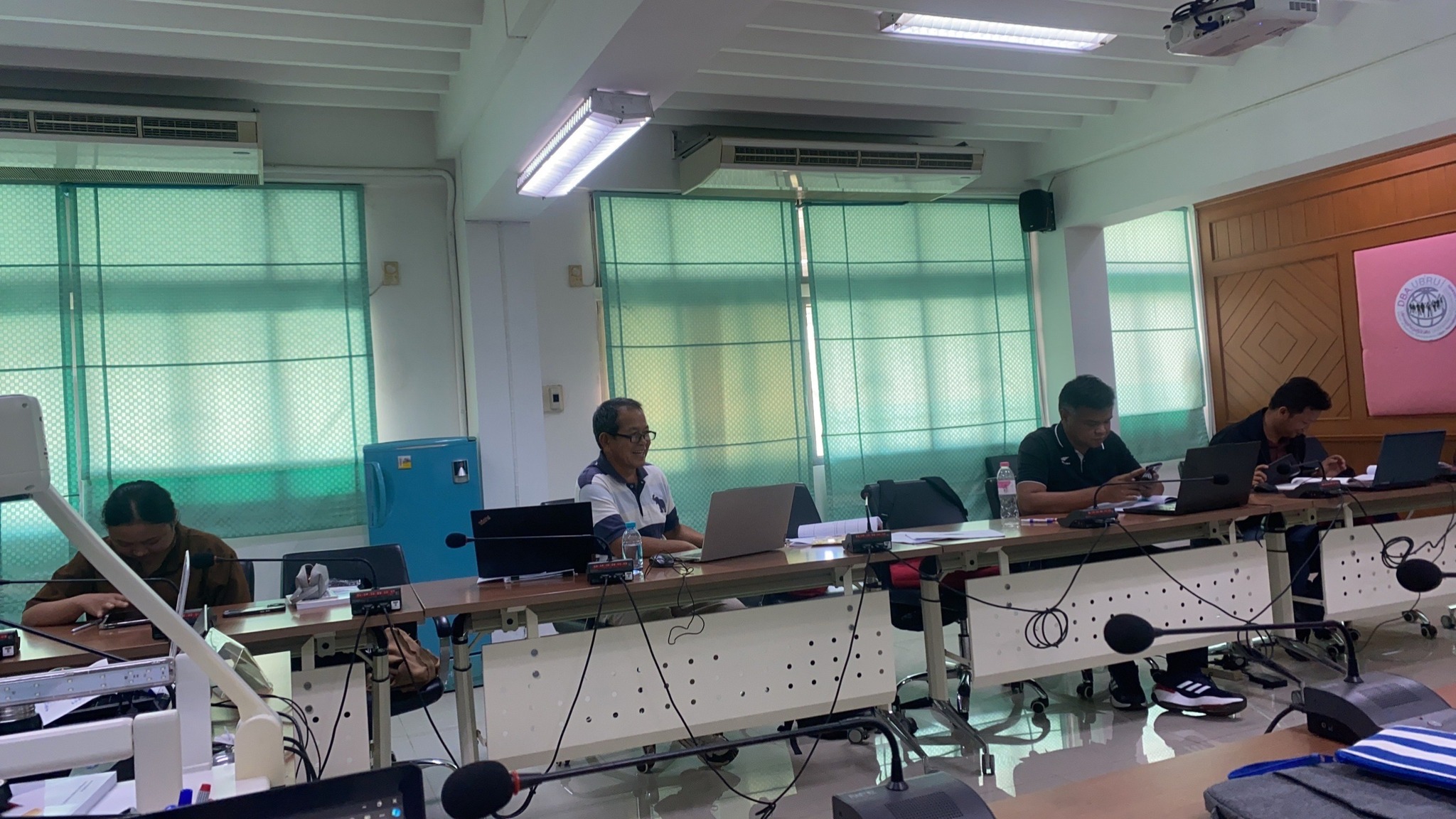 การเรียนเข้มข้นพร้อมนำไปสู่การปฏิบัติ เรื่องยากเราก็ทำได้ เพราะอาจารย์ทุ่มเท นักศึกษาก็ใจเกิน การจัดการการเรียนการสอน รายวิชาการวิจัยธุรกิจ หลักสูตร M.B.A. การจัดการ รุ่น 22-23 ภาคเรียนที่ 2/2566