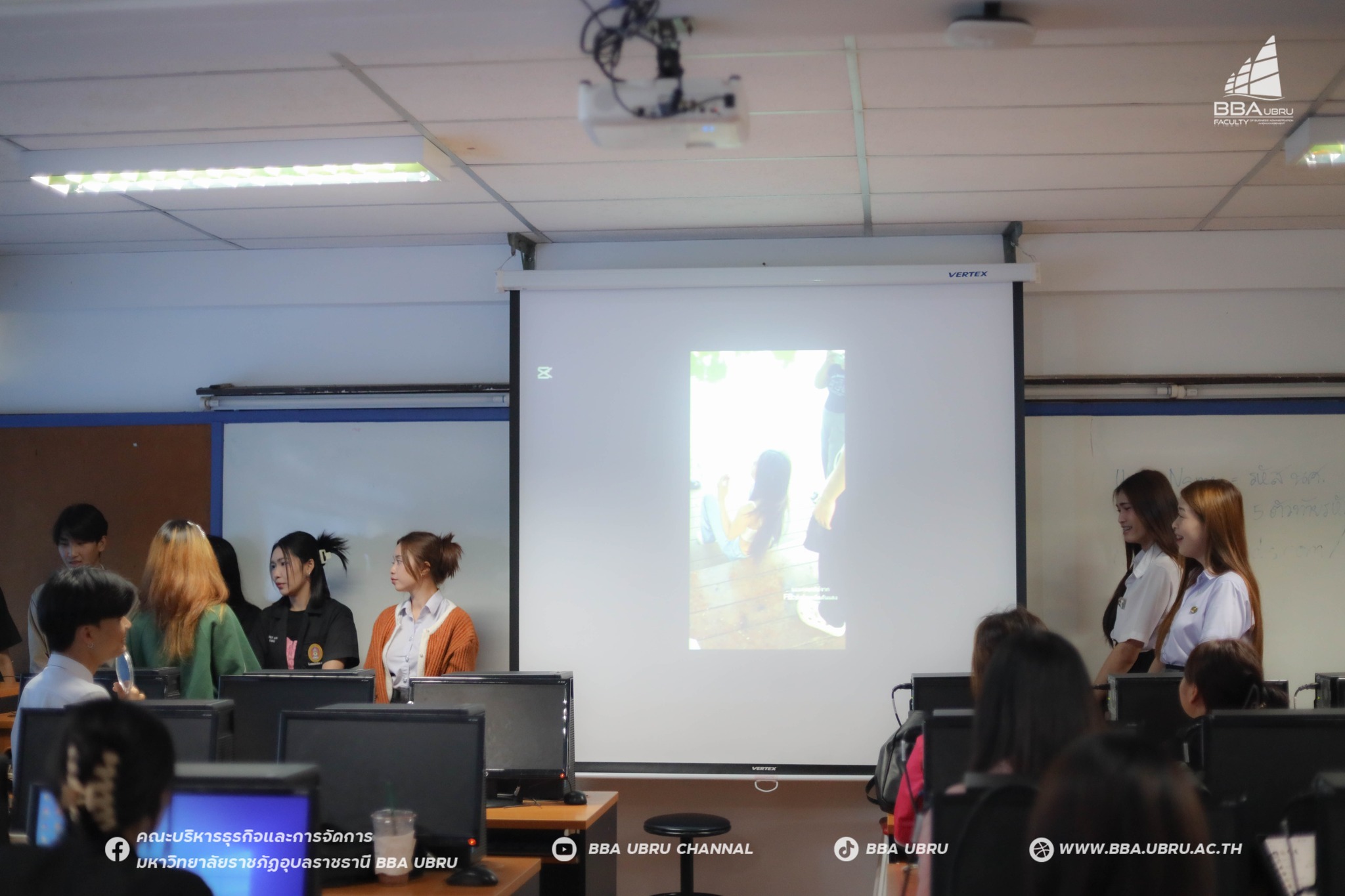 8 ต.ค. 67 Show Case วิชา การสร้างสรรค์และผลิตงานข้ามสื่อ คณะบริหารธุรกิจและการจัดการ มหาวิทยาลัยราชภัฏอุบลราชธานี