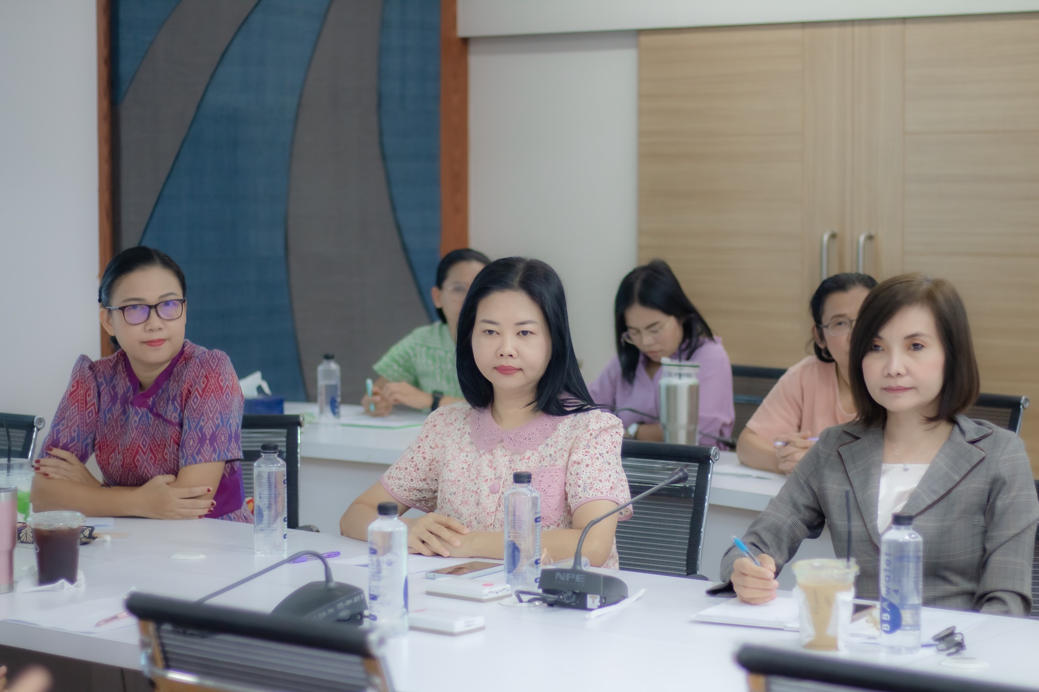 วันที่ 14 ก.พ. 67 รศ.ดร.ประนอม คำผา คณบดีคณะบริหารธุรกิจและการจัดการ และ ผศ.ดร.ฐิติพร อุ่นใจ รองคณบดีฝ่ายวิชาการ ร่วมต้อนรับ คุณณภัชชา ณิศาณฐมณ (พี่อิ๊งค์) ตำแหน่ง ผู้จัดการ DAC Clinic ศิษย์เก่าหลักสูตรบริหารธุรกิจมหาบัณฑิต สาขาวิชาการจัดการ (MBA) คณะบ