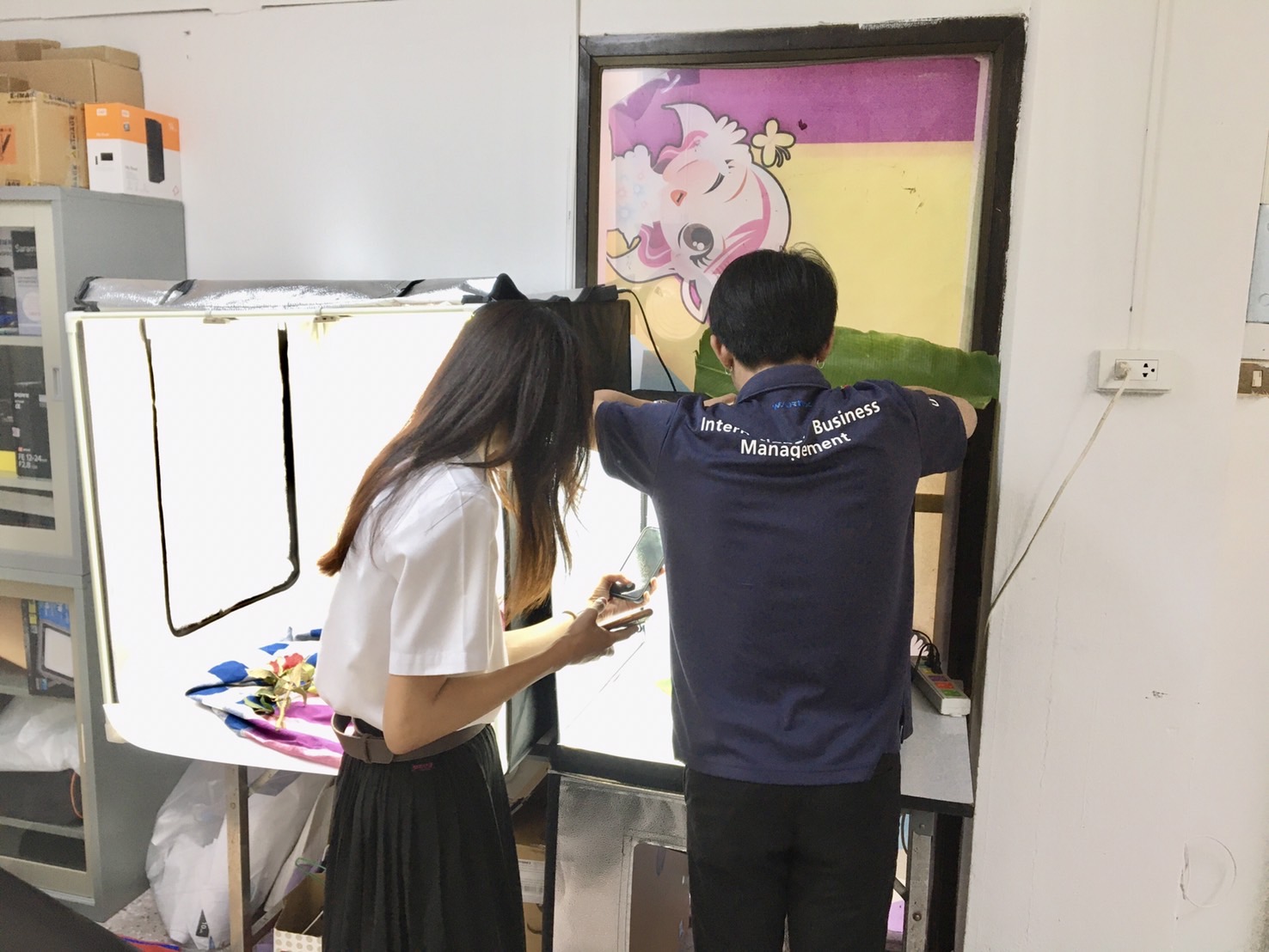 สร้างภาพถ่ายผลิตภัณฑ์ อย่างมืออาชีพกับห้องสตูถ่ายภาพสุดชิค อุปกรณ์ครบครัน #BBA #Production #Space วันที่ 12 ก.พ. 67 สาขาวิชาการจัดการธุรกิจระหว่างประเทศ คณะบริหารธุรกิจและการจัดการ มหาวิทยาลัยราชภัฏอุบลราชธานี